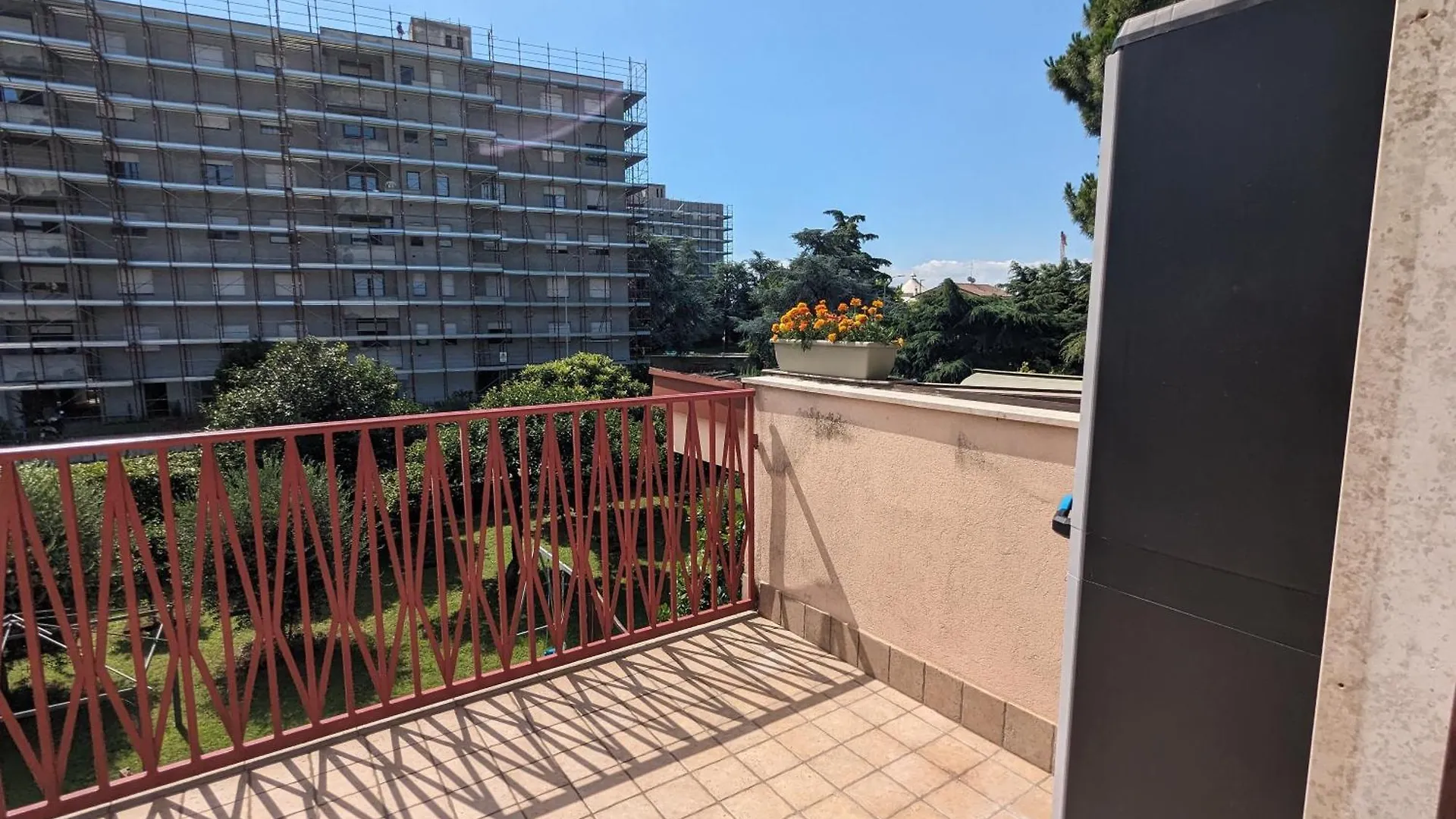 Urban Oasis 6 Pl Near City Center Apartment Verona Italy
