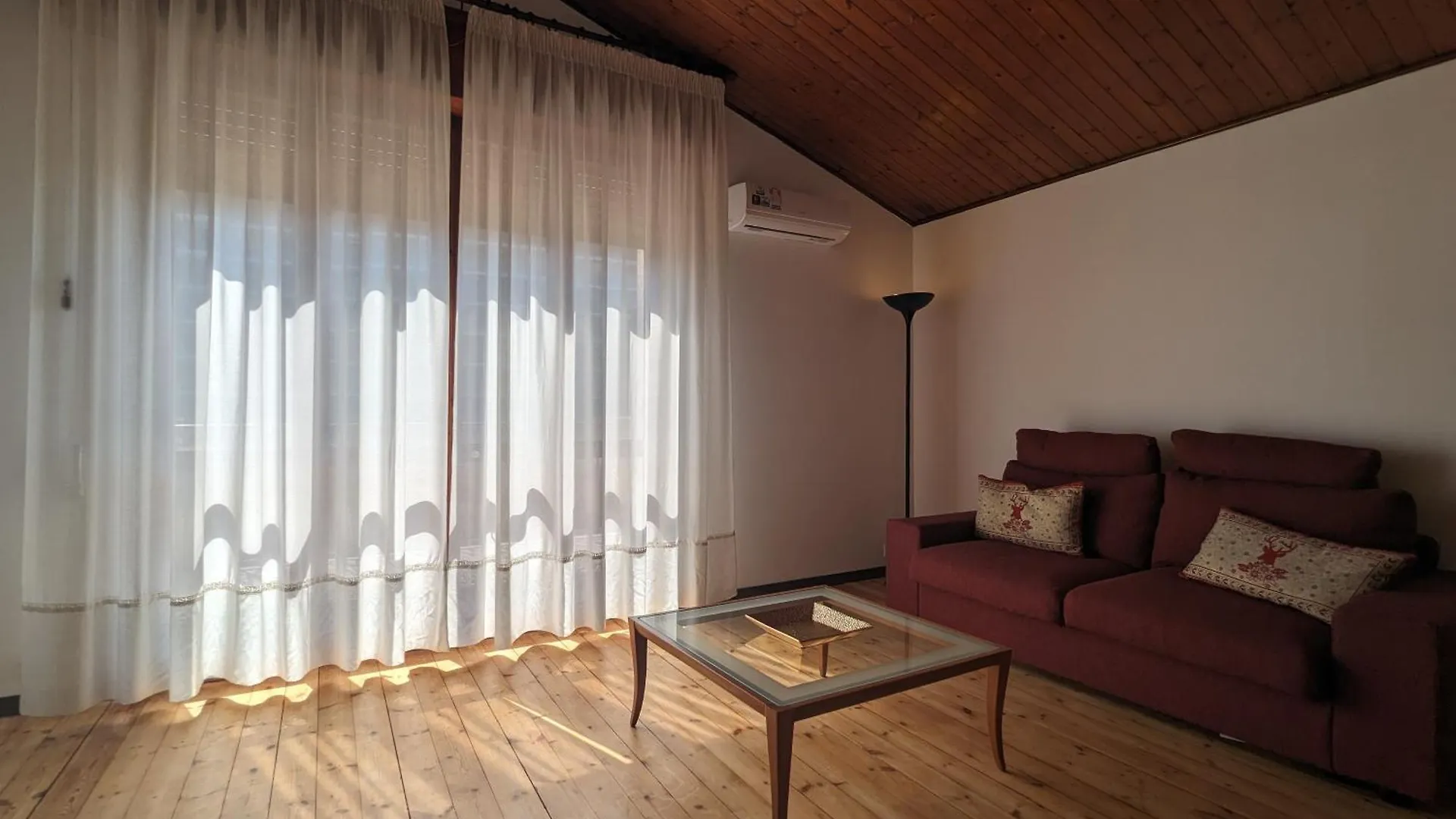 Urban Oasis 6 Pl Near City Center Apartment Verona Italy
