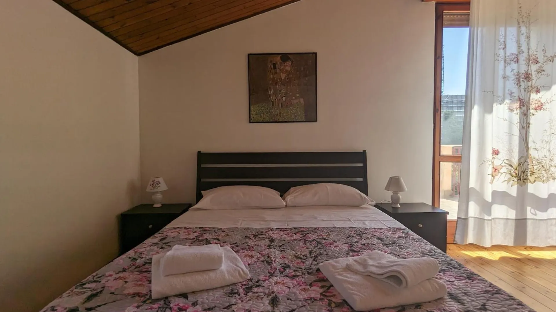 Urban Oasis 6 Pl Near City Center Apartment Verona